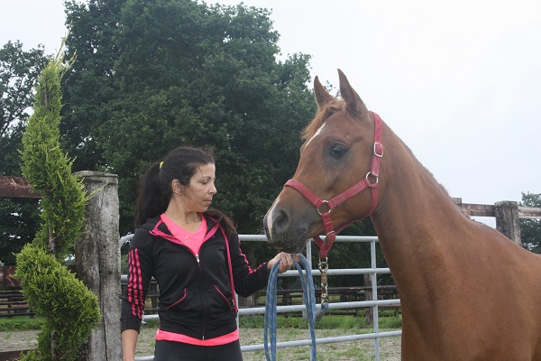 Heureuse d'avoir trouvé mon cheval de mes rêves , Eve